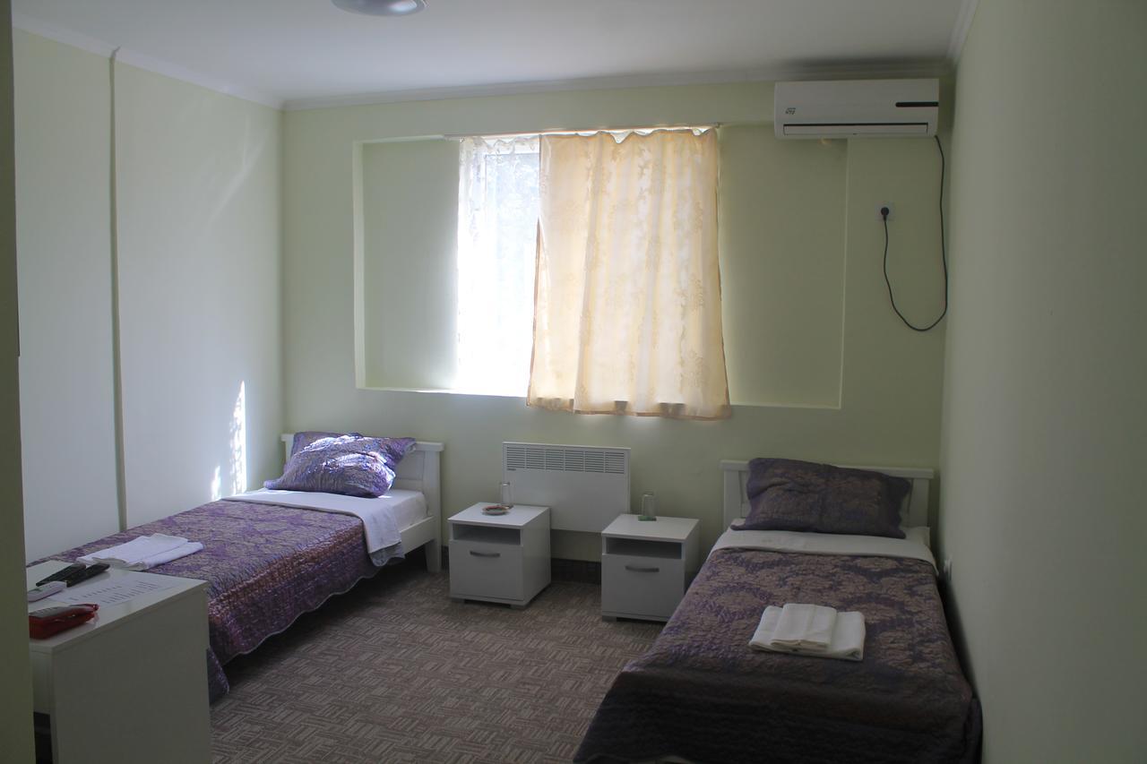 Hotel Istanbul Skopje Exteriör bild